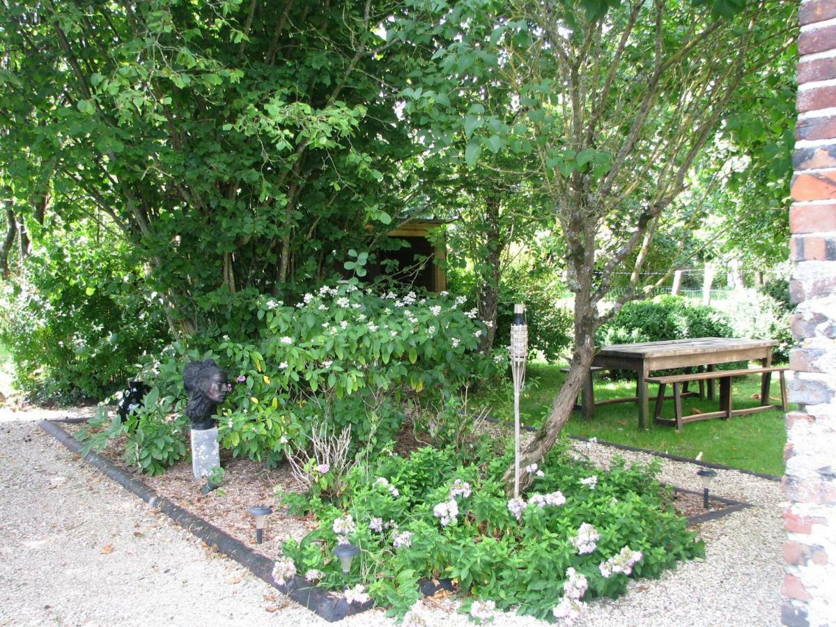 Appartement Tante Pim à Neuilly-sur-Eure Extérieur photo