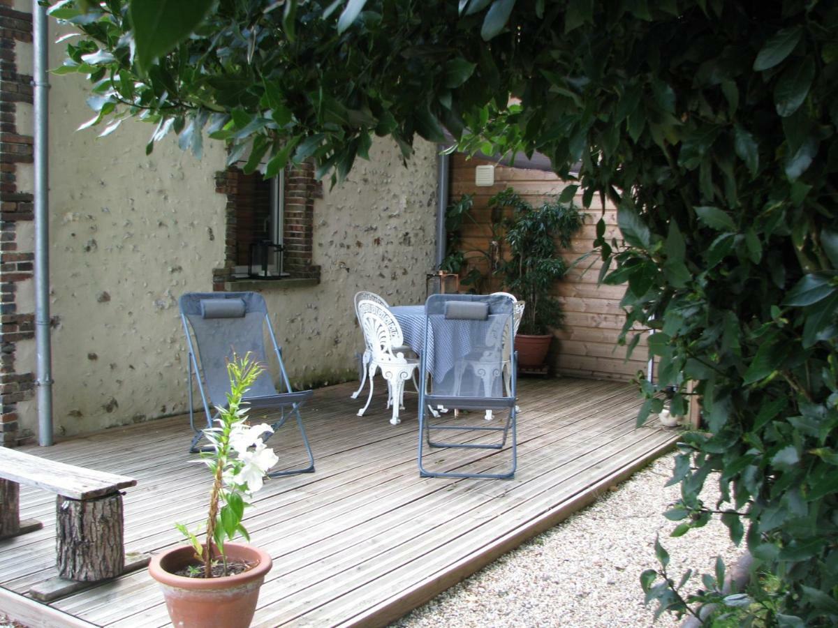 Appartement Tante Pim à Neuilly-sur-Eure Extérieur photo